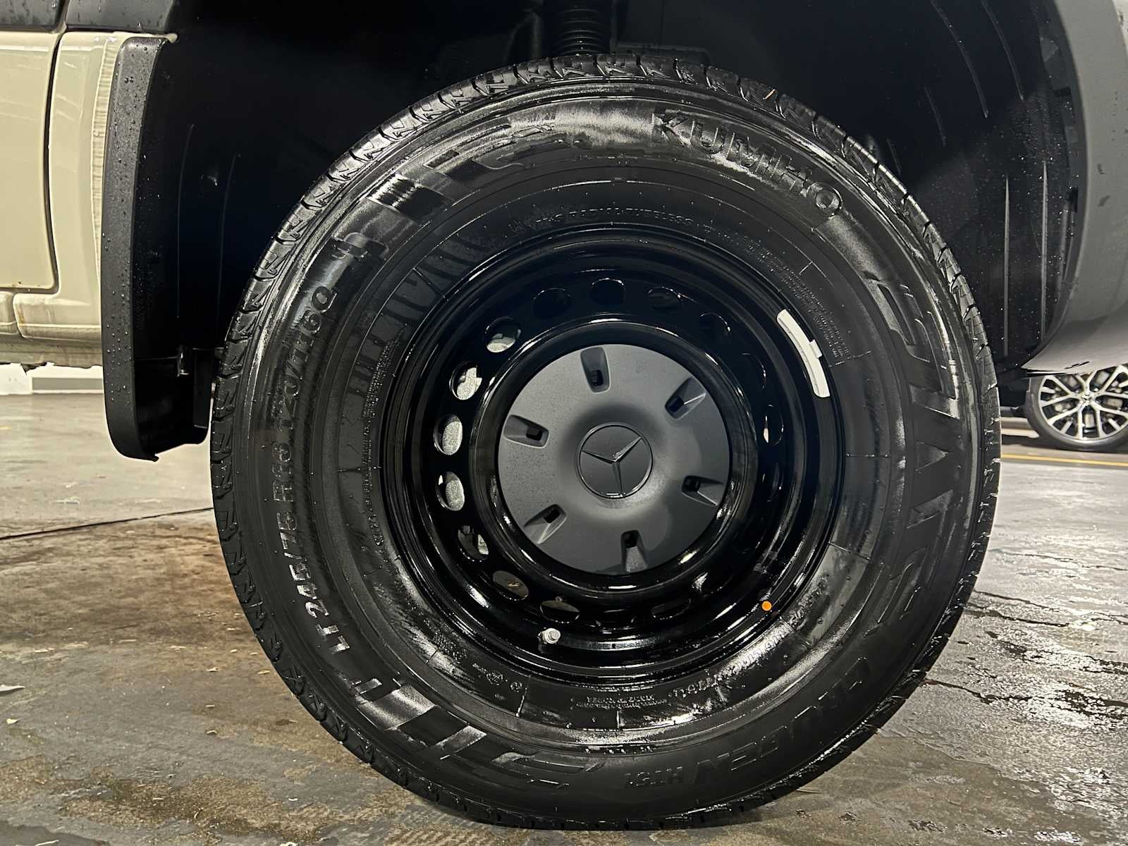 2025 Mercedes-Benz Sprinter 2500 Standard Roof I4 Diesel HO 144" AWD