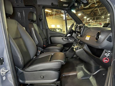 2026 Mercedes-Benz Sprinter 2500 Standard Roof I4 Diesel HO 144" AWD