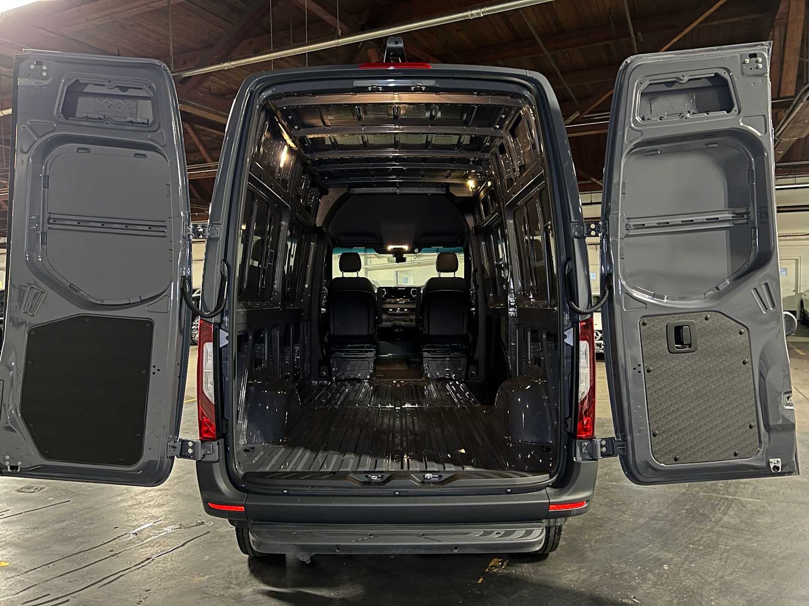 2026 Mercedes-Benz Sprinter 2500 Standard Roof I4 Diesel HO 144" AWD