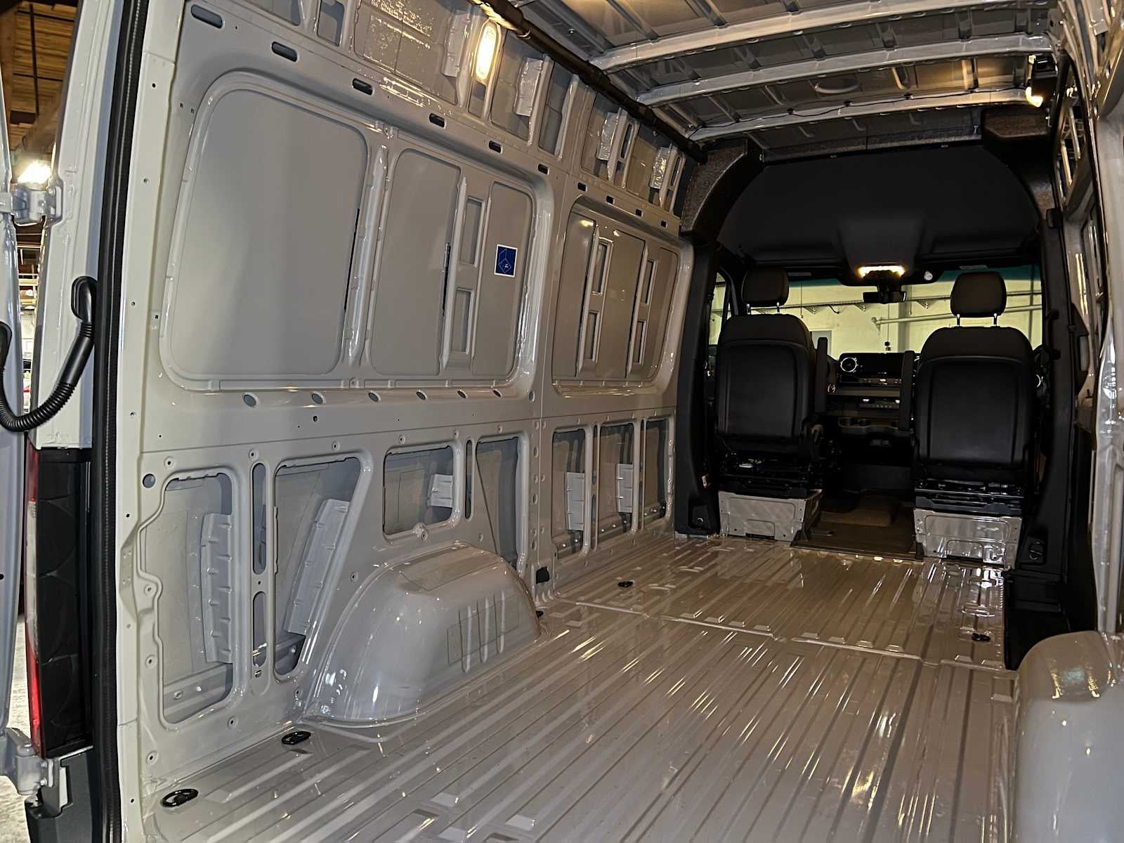 2026 Mercedes-Benz Sprinter 2500 Standard Roof I4 Diesel HO 144" AWD