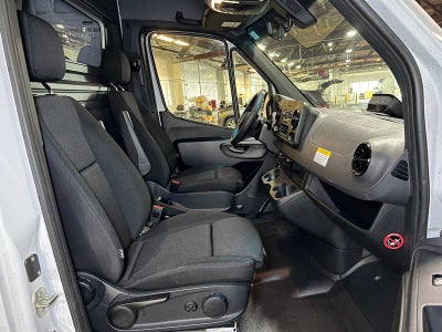 2025 Mercedes-Benz Sprinter 2500 High Roof I4 Diesel HO 170" RWD