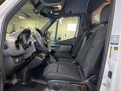 2025 Mercedes-Benz Sprinter 2500 High Roof I4 Diesel HO 170" RWD