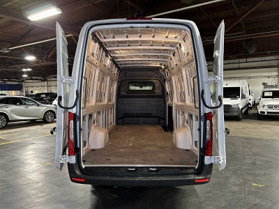 2025 Mercedes-Benz Sprinter 2500 High Roof I4 Diesel HO 170" RWD