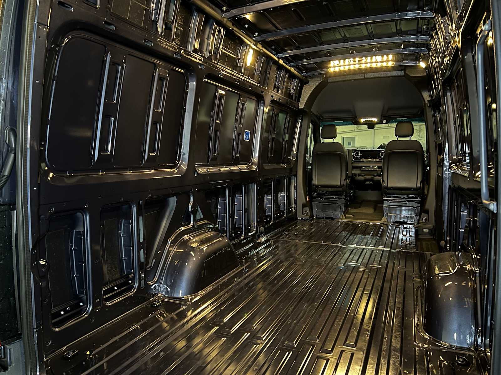 2026 Mercedes-Benz Sprinter 2500 High Roof I4 Diesel HO 170" AWD