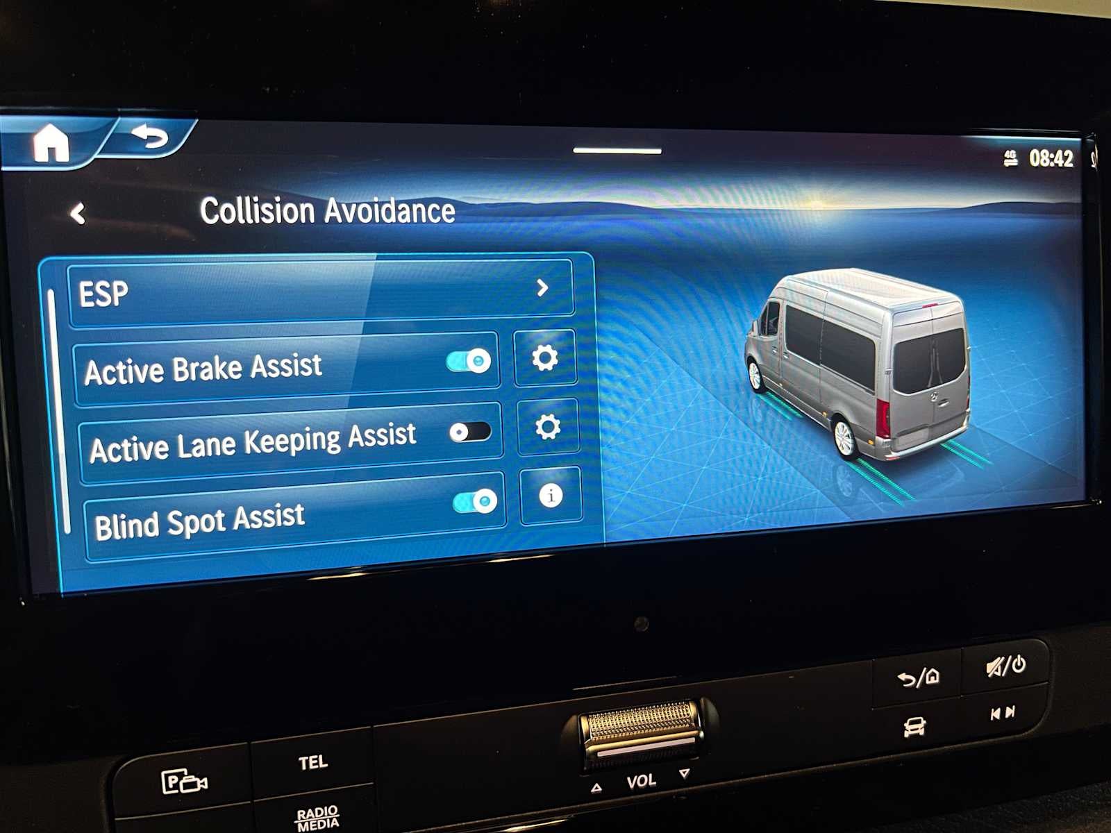 2026 Mercedes-Benz Sprinter 2500 High Roof I4 Diesel HO 170" AWD