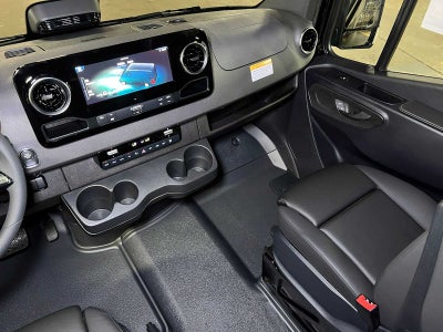 2025 Mercedes-Benz Sprinter 2500 Standard Roof I4 Diesel 144" RWD