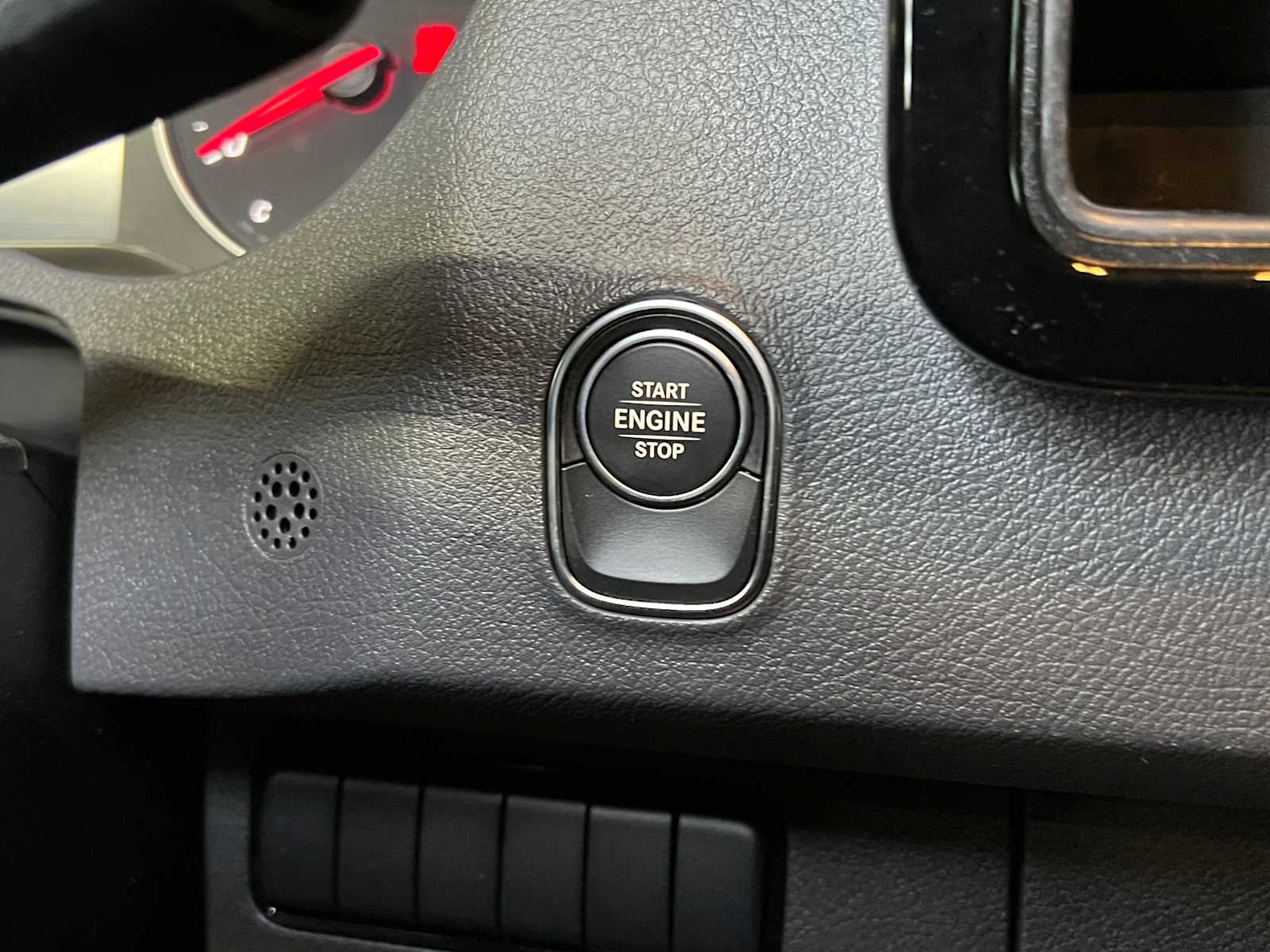 2024 Mercedes-Benz Sprinter 2500 Standard Roof I4 Diesel 144" RWD