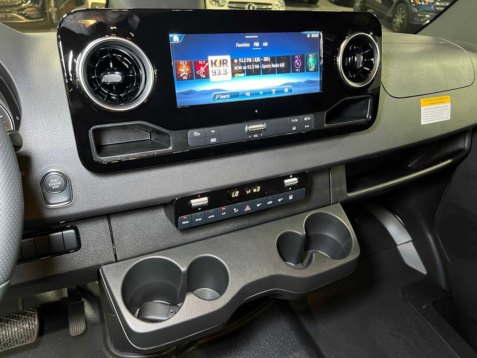 2025 Mercedes-Benz Sprinter 2500 Standard Roof I4 Diesel HO 144" RWD