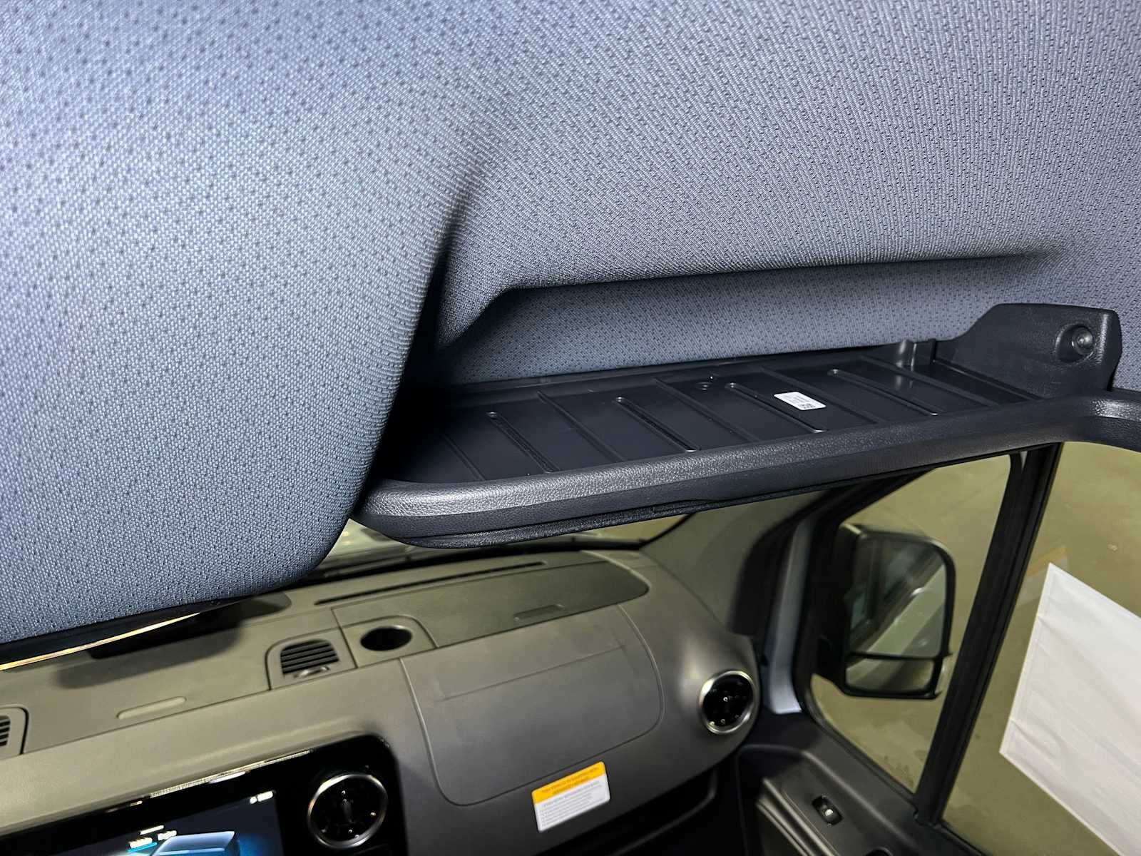 2025 Mercedes-Benz Sprinter 2500 Standard Roof I4 Diesel HO 144" RWD