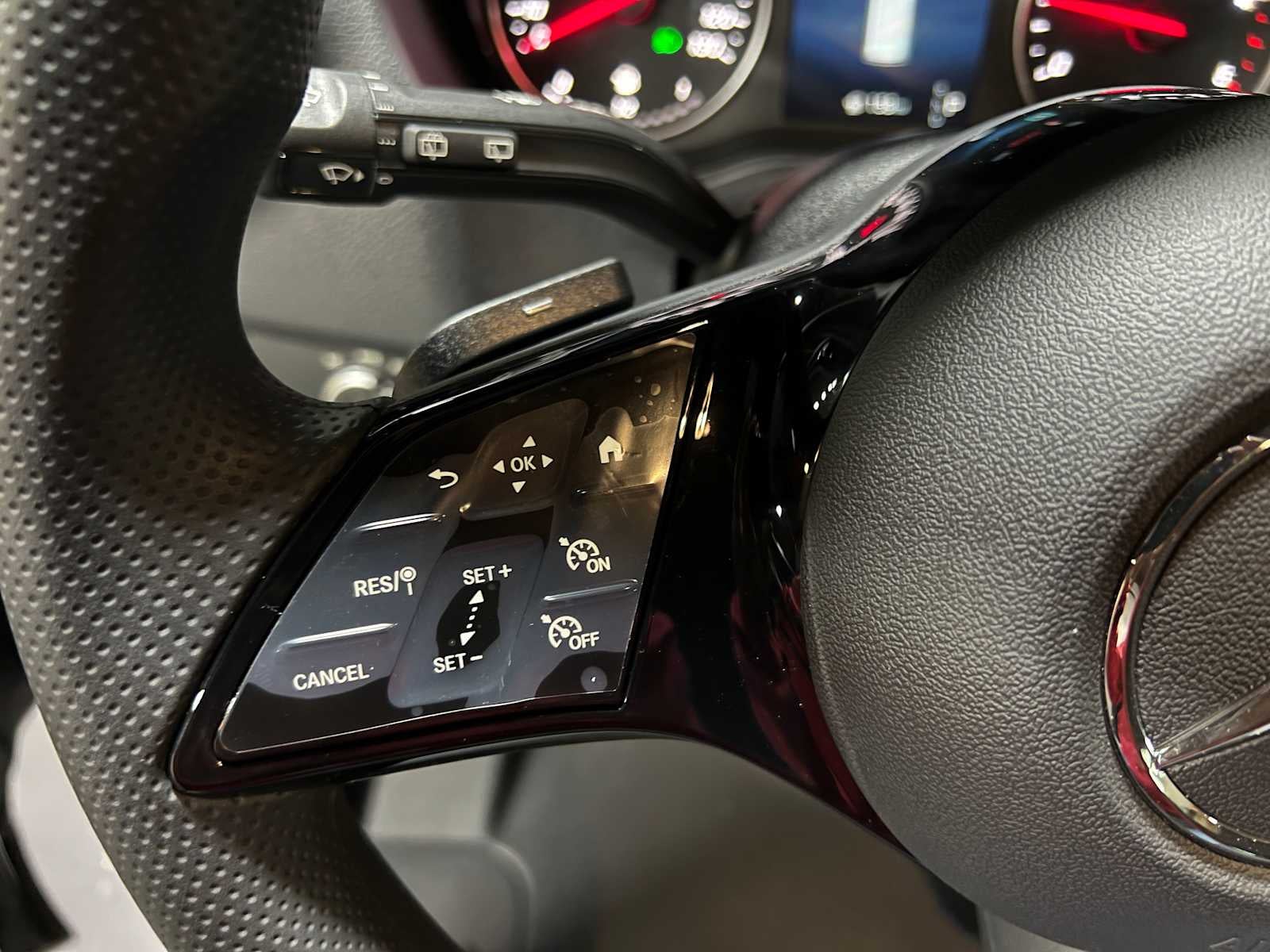 2025 Mercedes-Benz Sprinter 2500 Standard Roof I4 Diesel HO 144" RWD