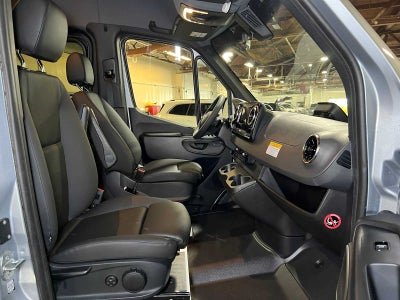 2025 Mercedes-Benz Sprinter 2500 Standard Roof I4 Diesel HO 144" RWD