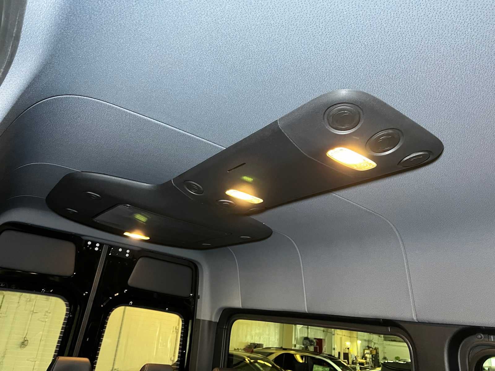 2025 Mercedes-Benz Sprinter 2500 Standard Roof I4 Diesel HO 144" RWD