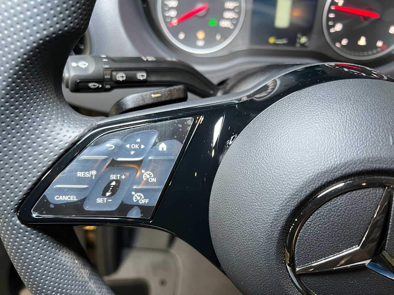 2025 Mercedes-Benz Sprinter 2500 Standard Roof I4 Diesel HO 144" RWD