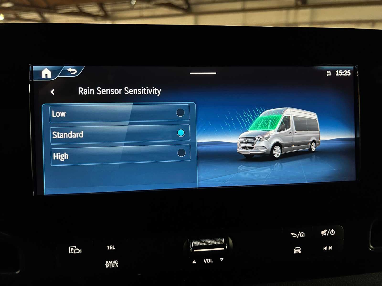 2025 Mercedes-Benz Sprinter 2500 Standard Roof I4 Diesel HO 144" RWD