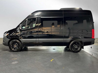 2025 Mercedes-Benz Sprinter 2500 Standard Roof I4 Diesel HO 144" RWD