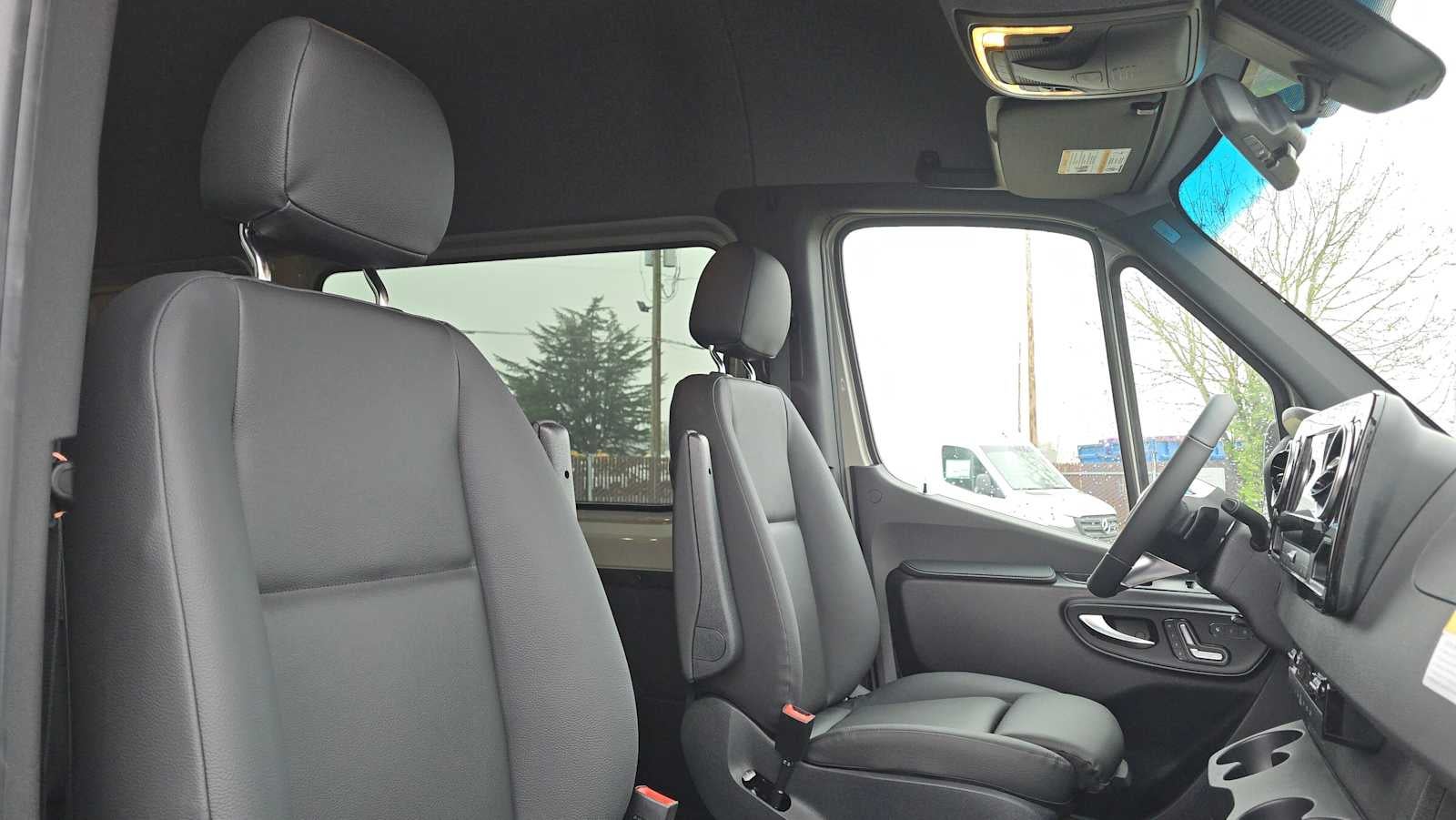 2026 Mercedes-Benz Sprinter 2500 Standard Roof I4 Diesel HO 144" AWD