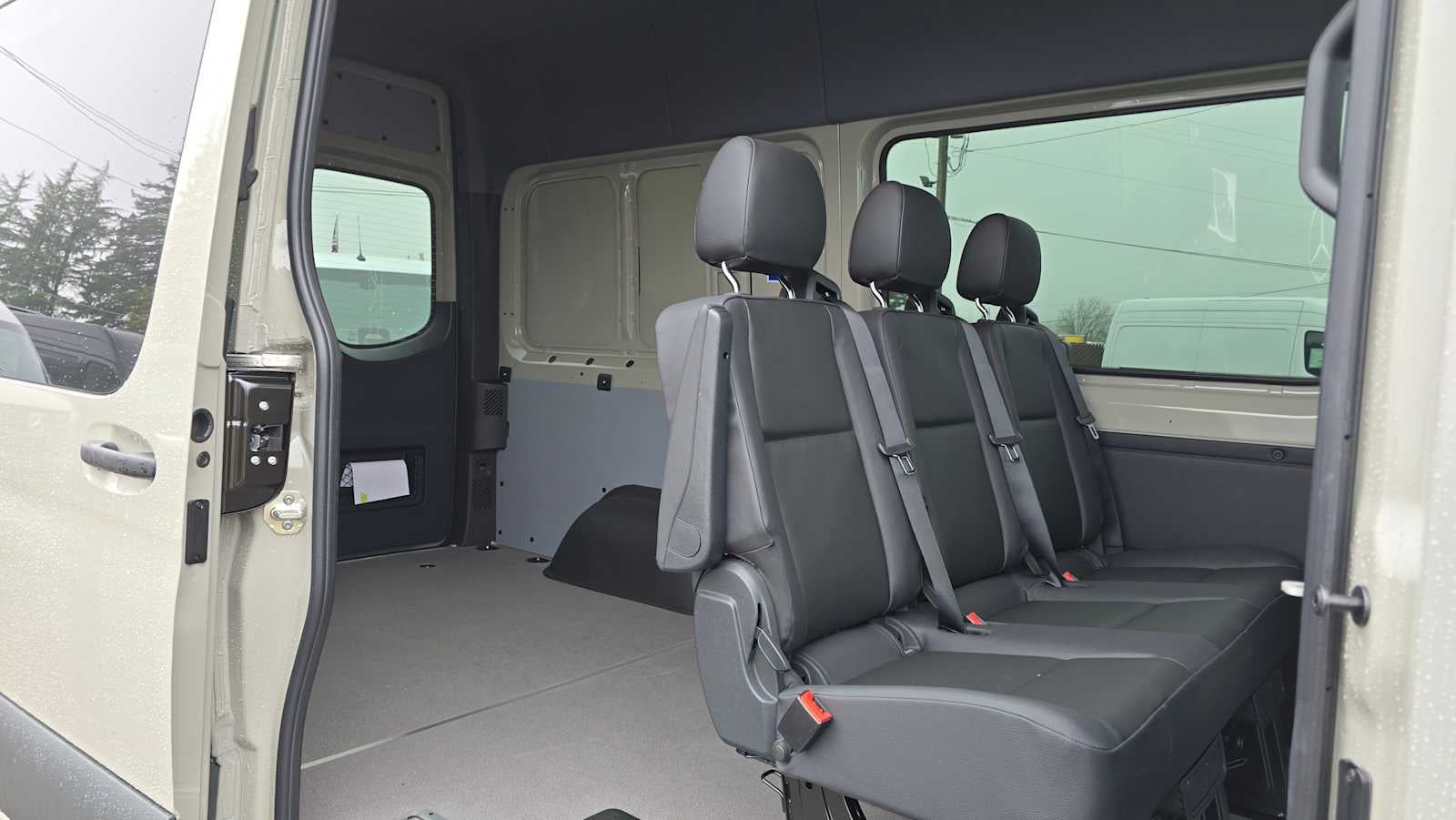 2026 Mercedes-Benz Sprinter 2500 Standard Roof I4 Diesel HO 144" AWD