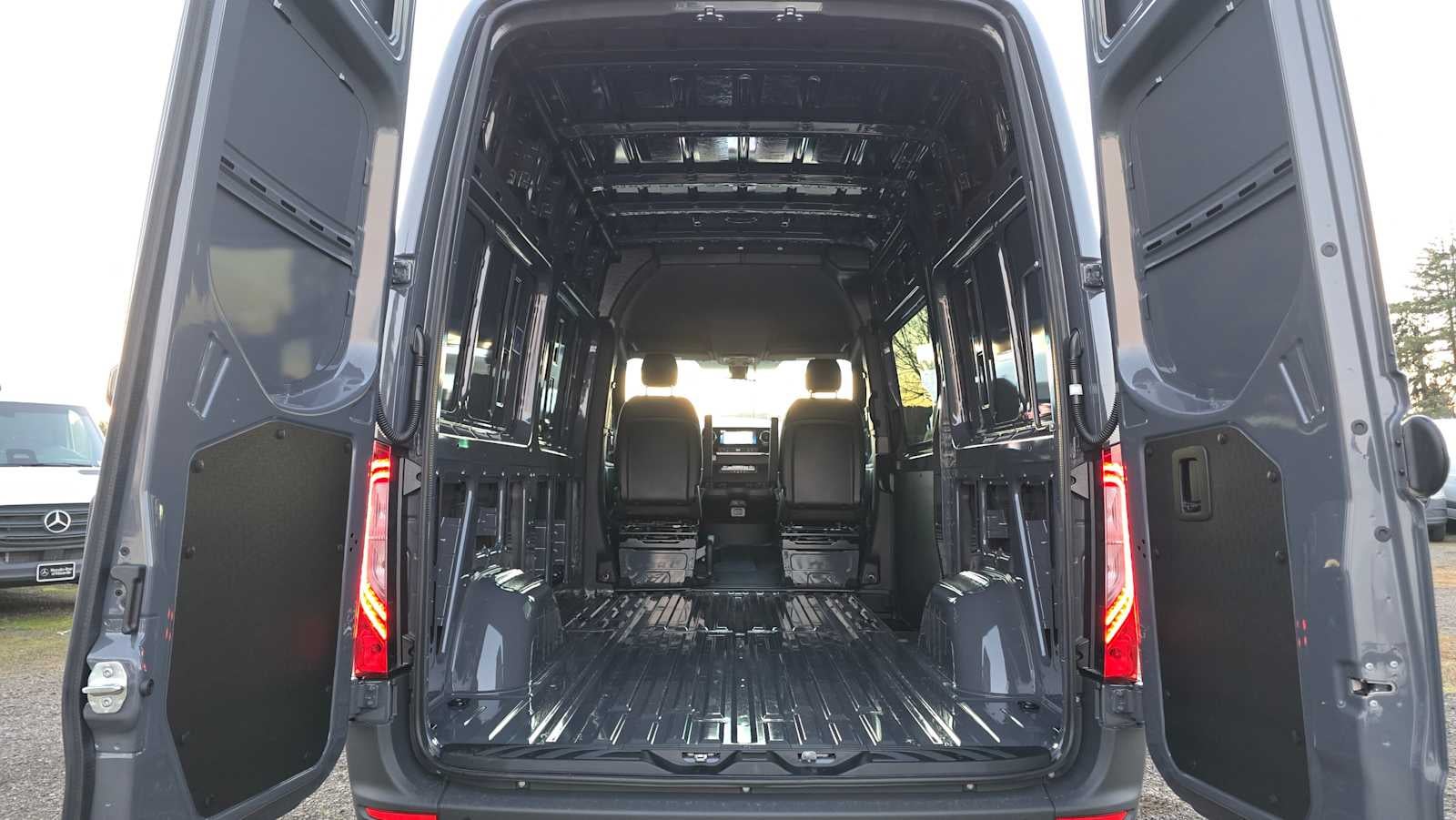 2026 Mercedes-Benz Sprinter 2500 Standard Roof I4 Diesel HO 144" AWD