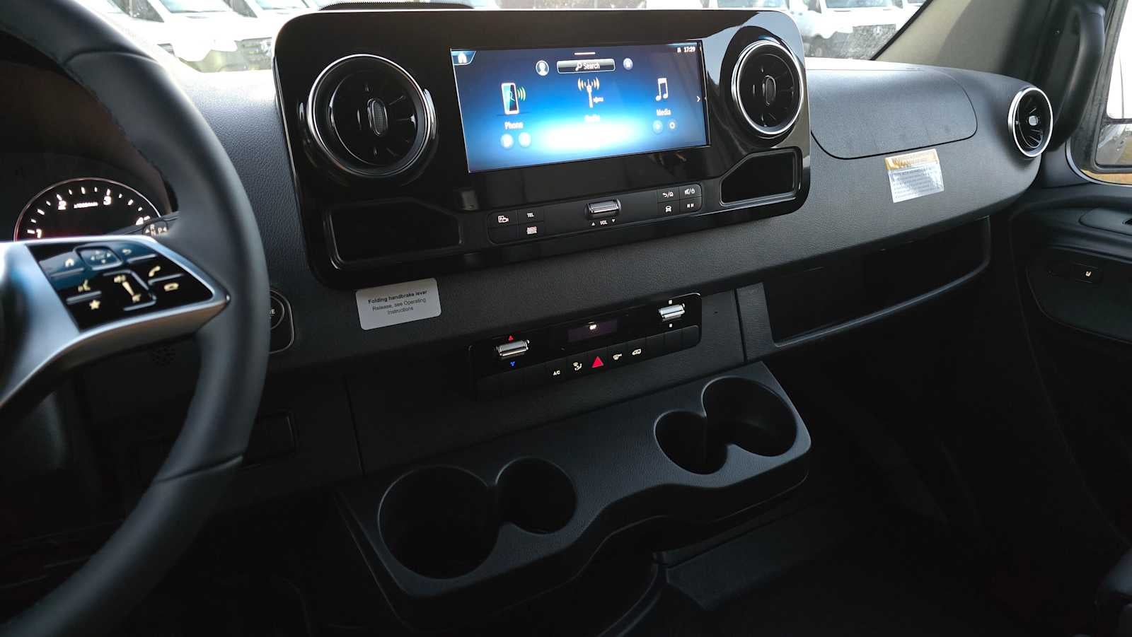 2026 Mercedes-Benz Sprinter 2500 Standard Roof I4 Diesel HO 144" AWD