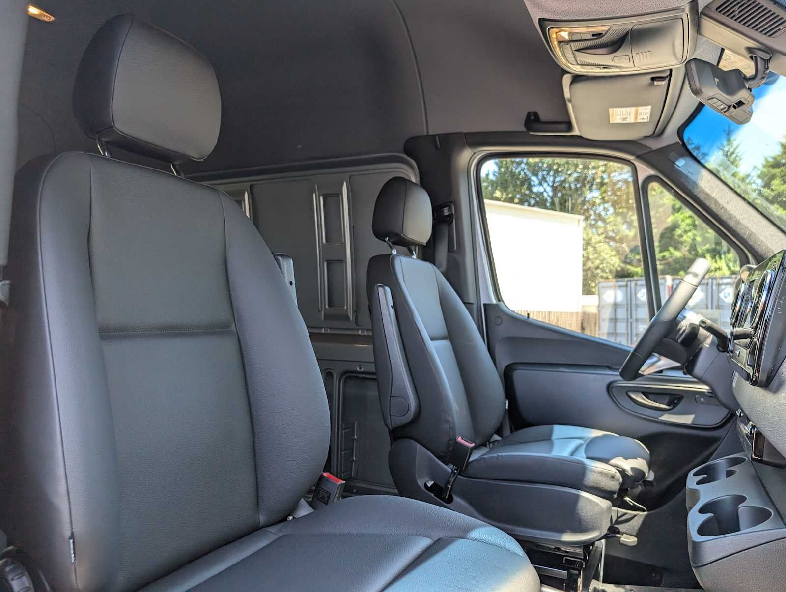 2025 Mercedes-Benz Sprinter 2500 Standard Roof I4 Diesel HO 144" AWD