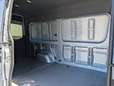 2025 Mercedes-Benz Sprinter 2500 Standard Roof I4 Diesel HO 144" AWD