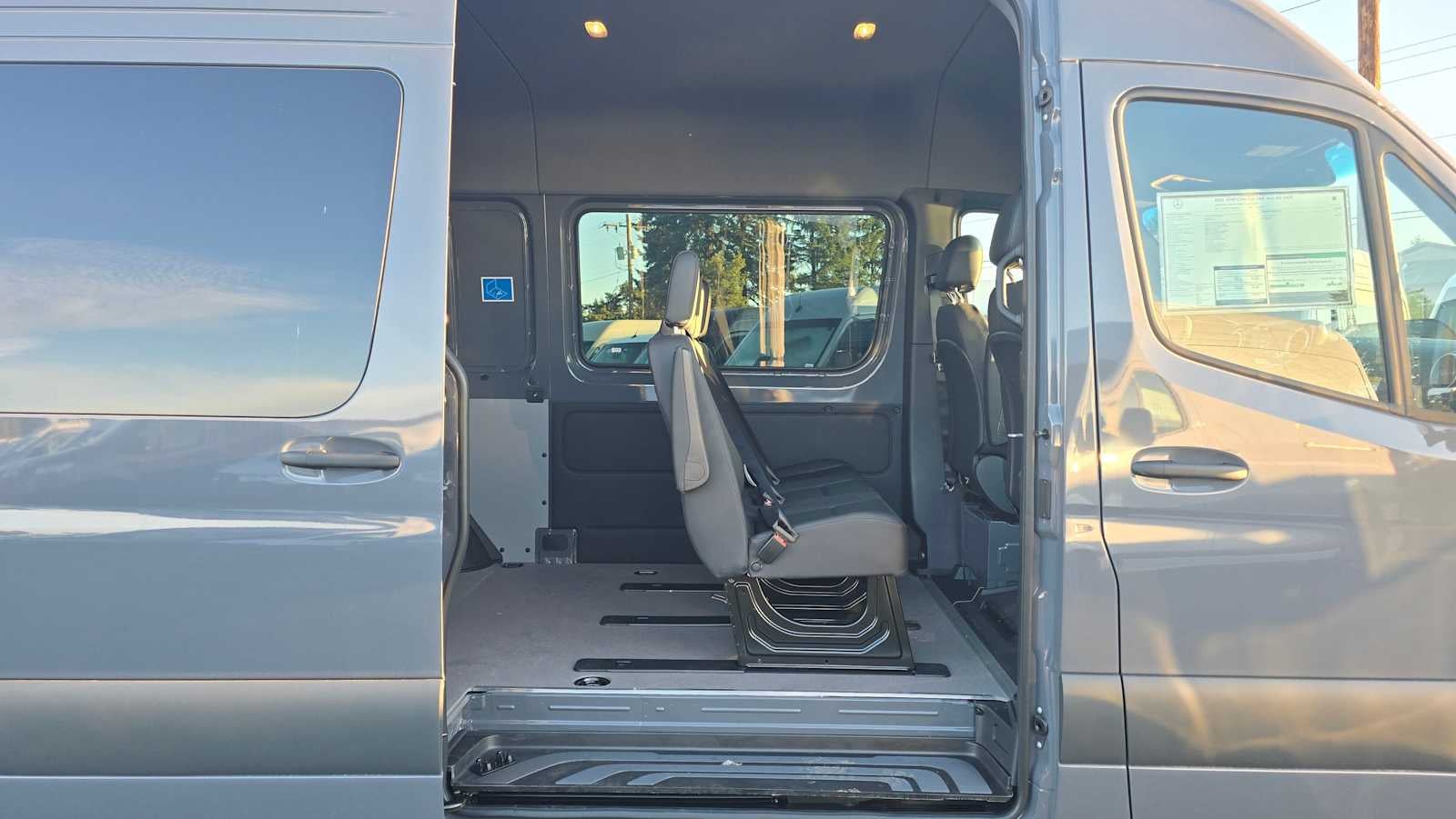2026 Mercedes-Benz Sprinter 2500 Standard Roof I4 Diesel HO 144" AWD