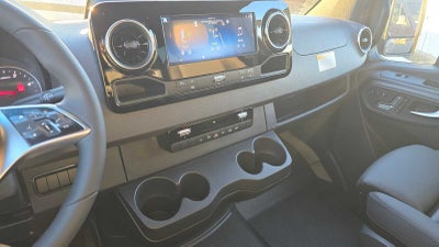 2026 Mercedes-Benz Sprinter 2500 Standard Roof I4 Diesel HO 144" AWD
