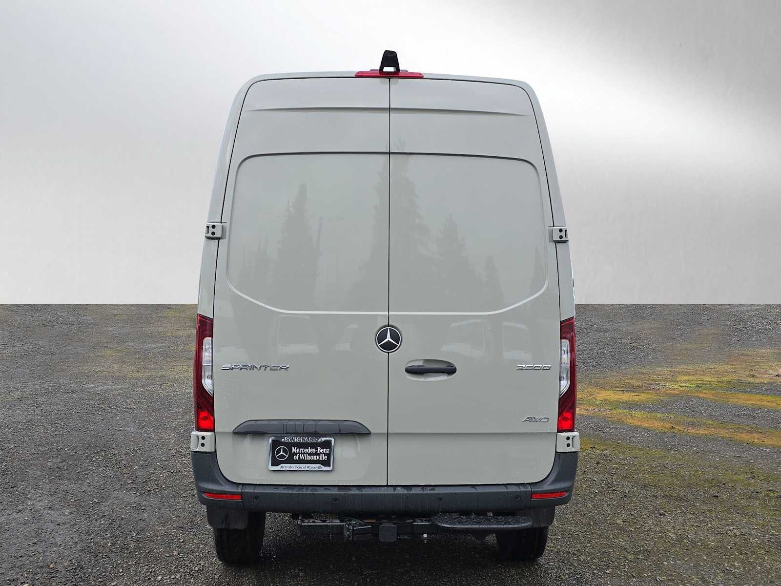 2026 Mercedes-Benz Sprinter 2500 Standard Roof I4 Diesel HO 144" AWD
