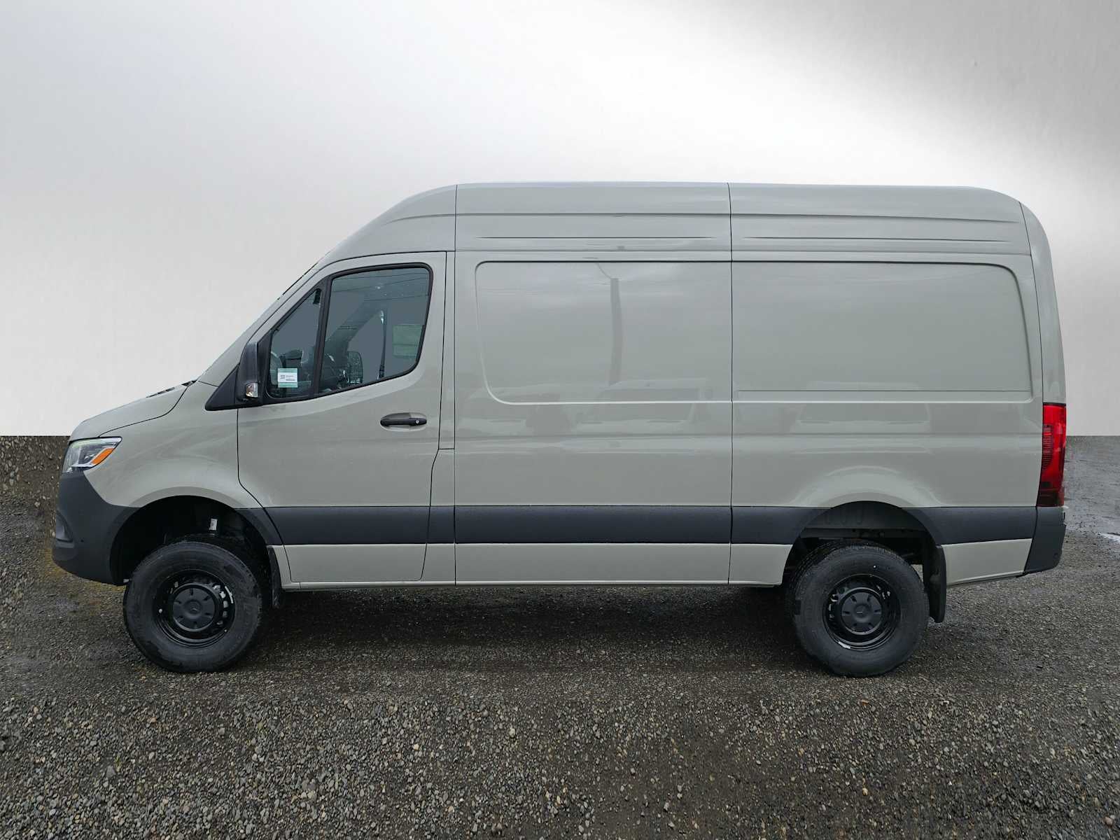 2026 Mercedes-Benz Sprinter 2500 Standard Roof I4 Diesel HO 144" AWD
