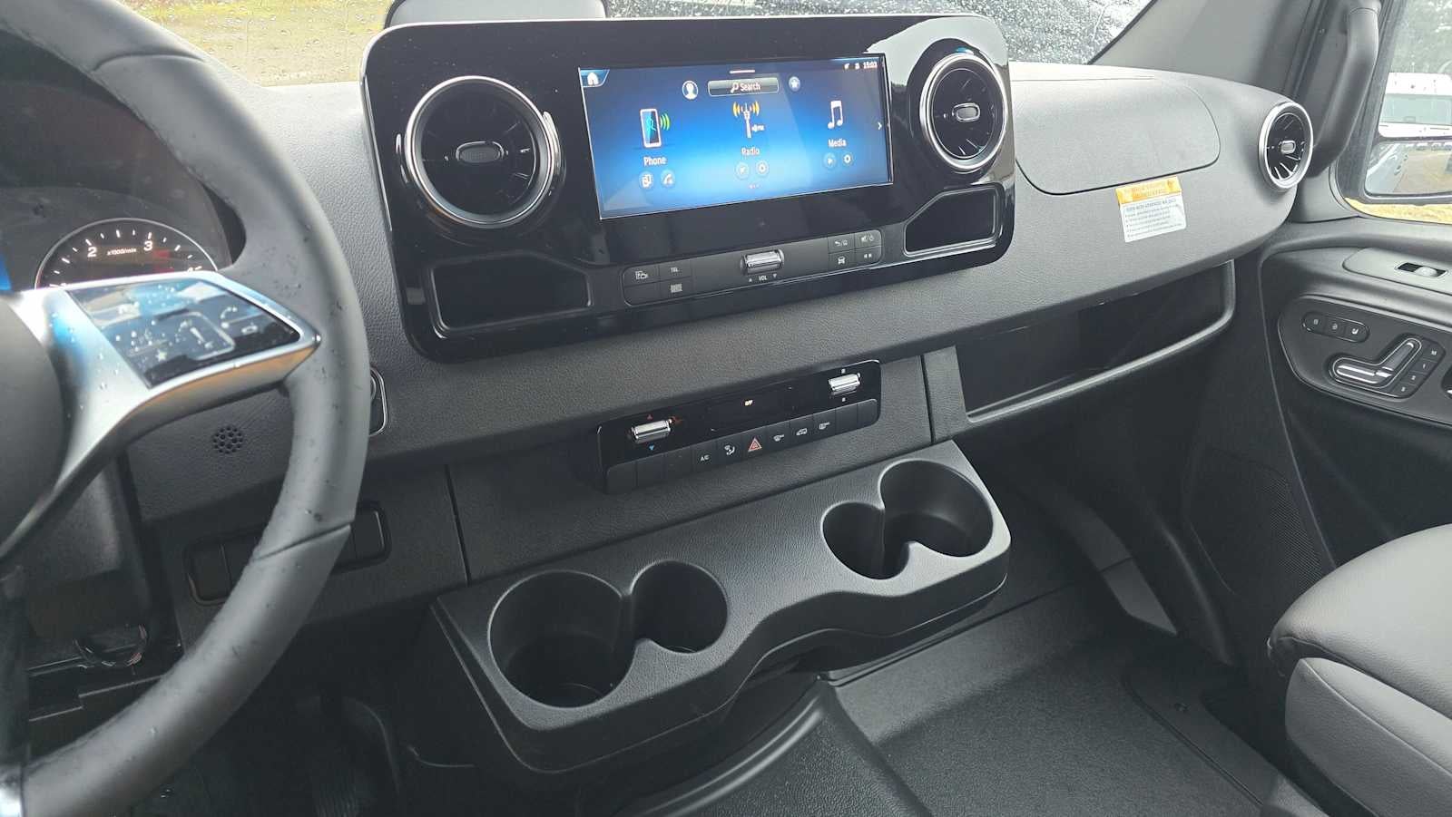 2026 Mercedes-Benz Sprinter 2500 Standard Roof I4 Diesel HO 144" AWD