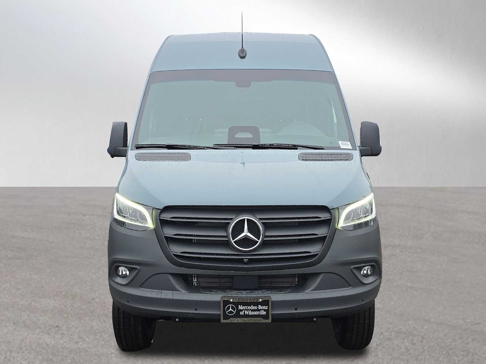 2026 Mercedes-Benz Sprinter 2500 Standard Roof I4 Diesel HO 144" AWD