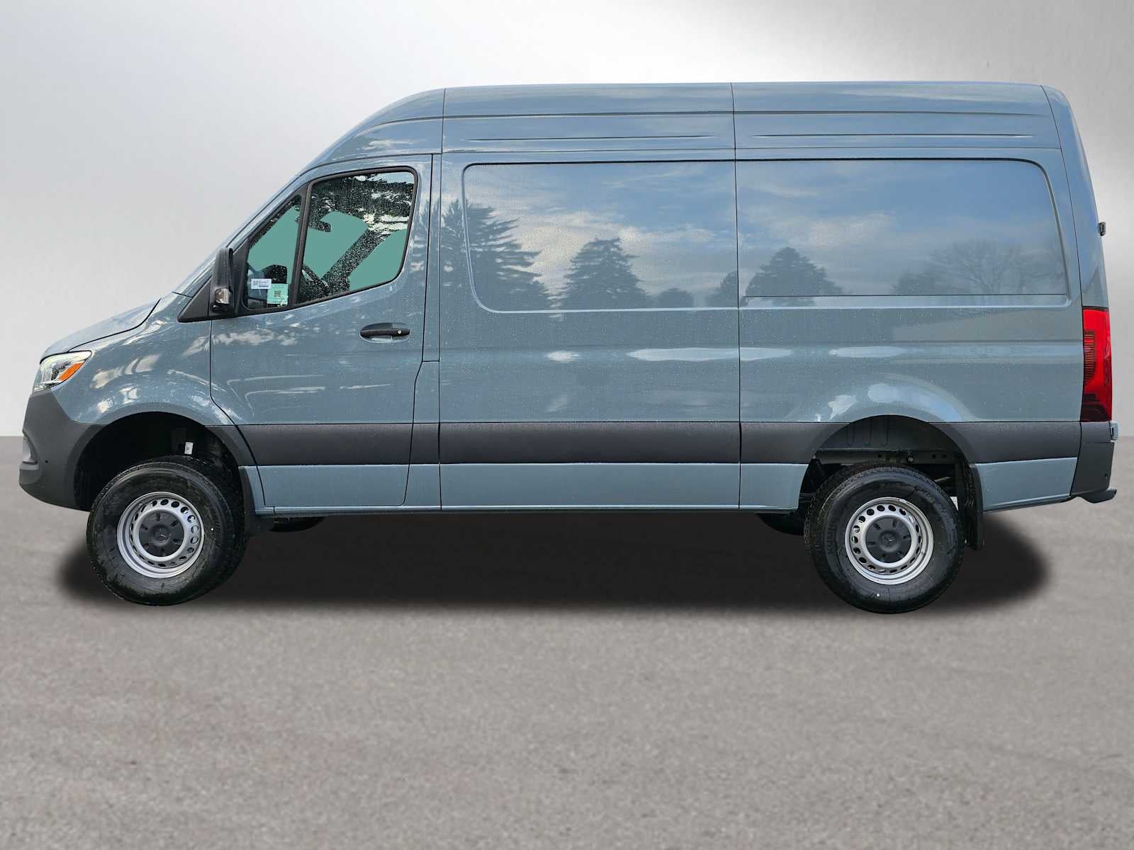 2026 Mercedes-Benz Sprinter 2500 Standard Roof I4 Diesel HO 144" AWD