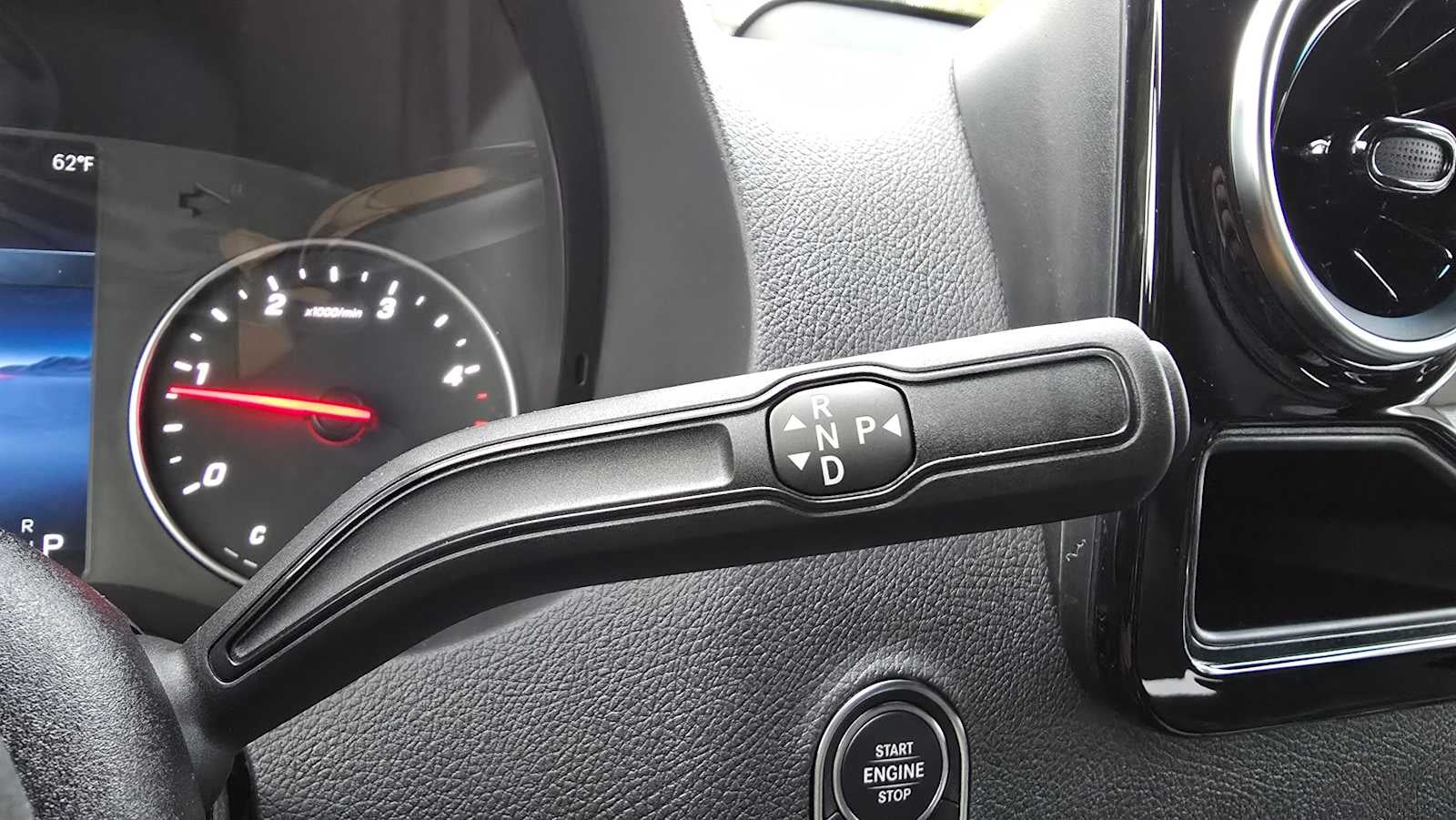 2025 Mercedes-Benz Sprinter 2500 Standard Roof I4 Diesel 144" RWD