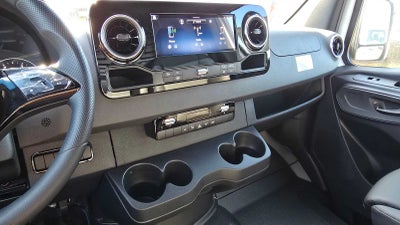 2026 Mercedes-Benz Sprinter 2500 Standard Roof I4 Diesel 144" RWD