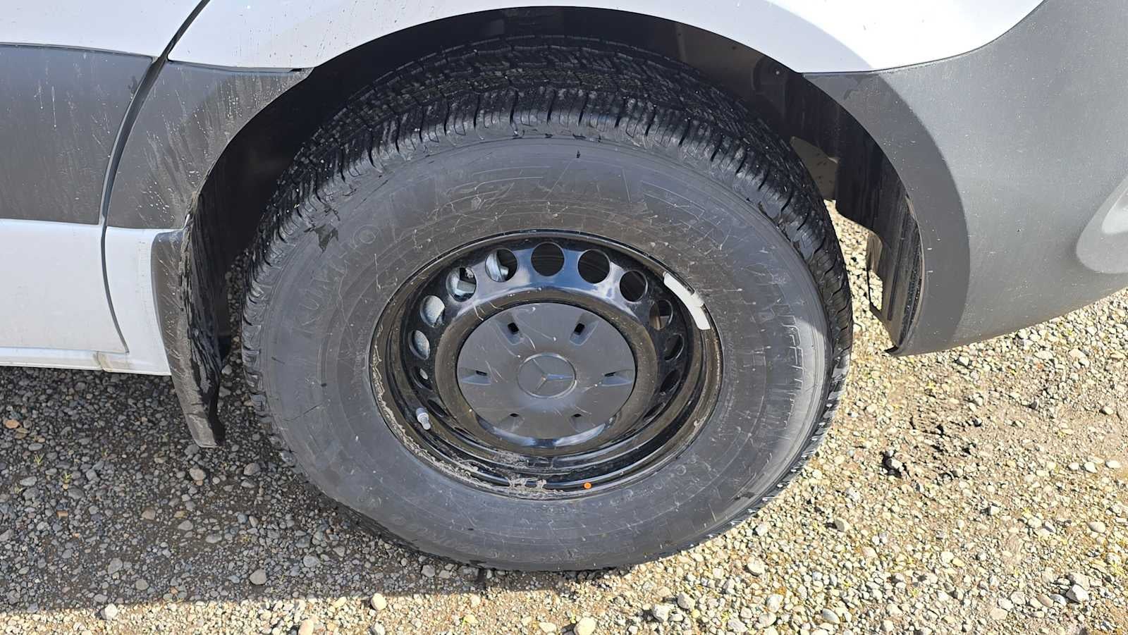 2025 Mercedes-Benz Sprinter 2500 Standard Roof I4 Diesel 144" RWD