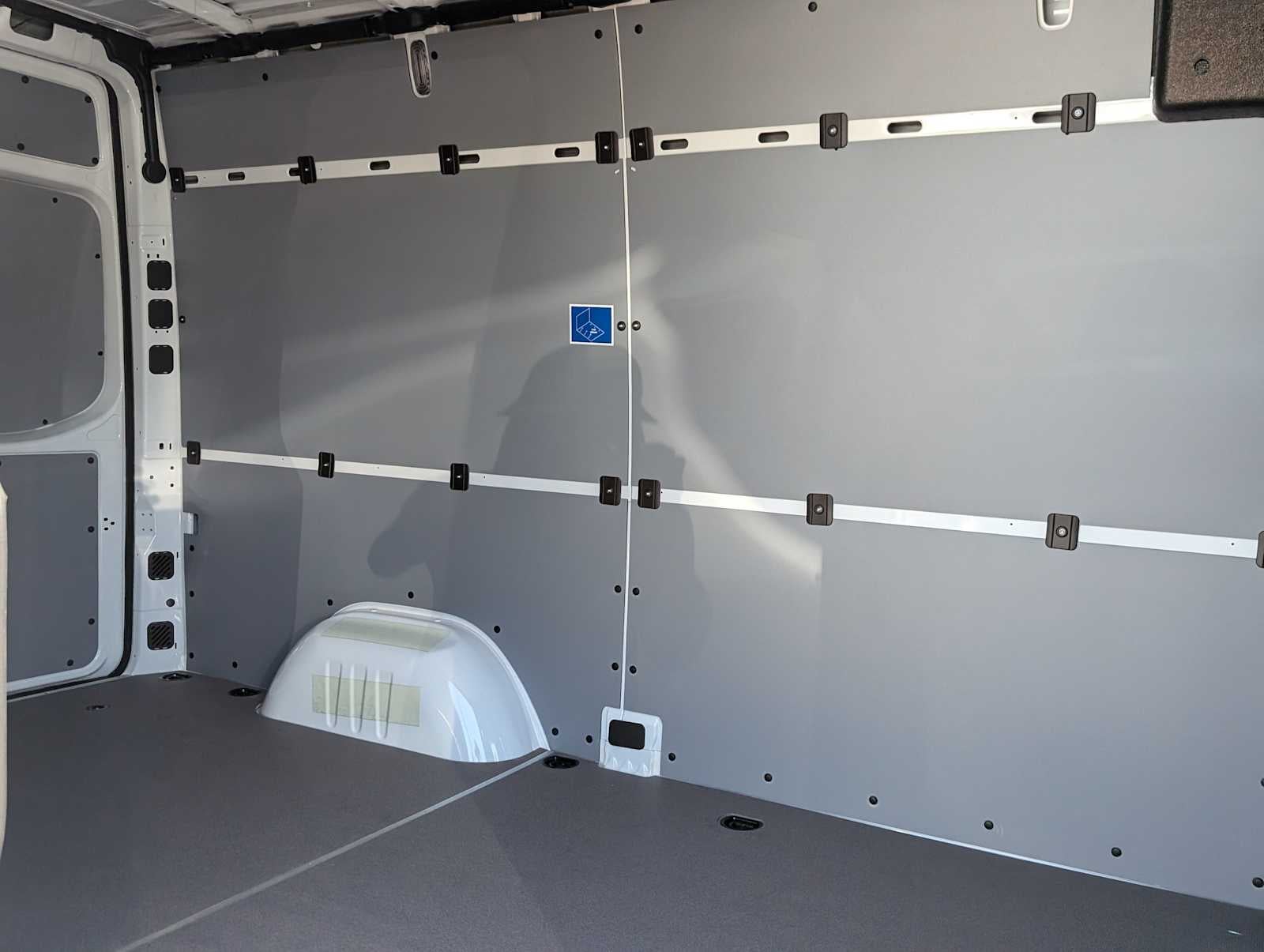 2025 Mercedes-Benz Sprinter 2500 Standard Roof I4 Diesel 144" RWD