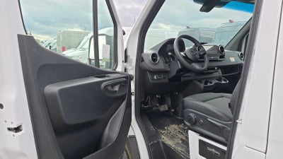 2025 Mercedes-Benz Sprinter 2500 Standard Roof I4 Diesel 144" RWD