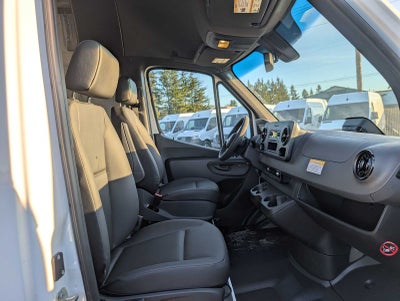 2025 Mercedes-Benz Sprinter 2500 Standard Roof I4 Diesel 144" RWD