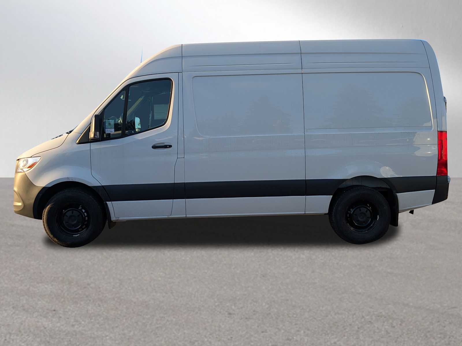 2025 Mercedes-Benz Sprinter 2500 Standard Roof I4 Diesel 144" RWD