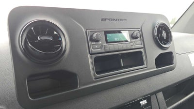 2025 Mercedes-Benz Sprinter 2500 Standard Roof I4 Diesel 144" RWD