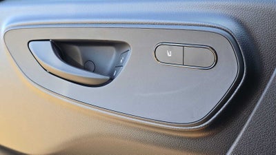 2026 Mercedes-Benz Sprinter 2500 Standard Roof I4 Diesel 144" RWD