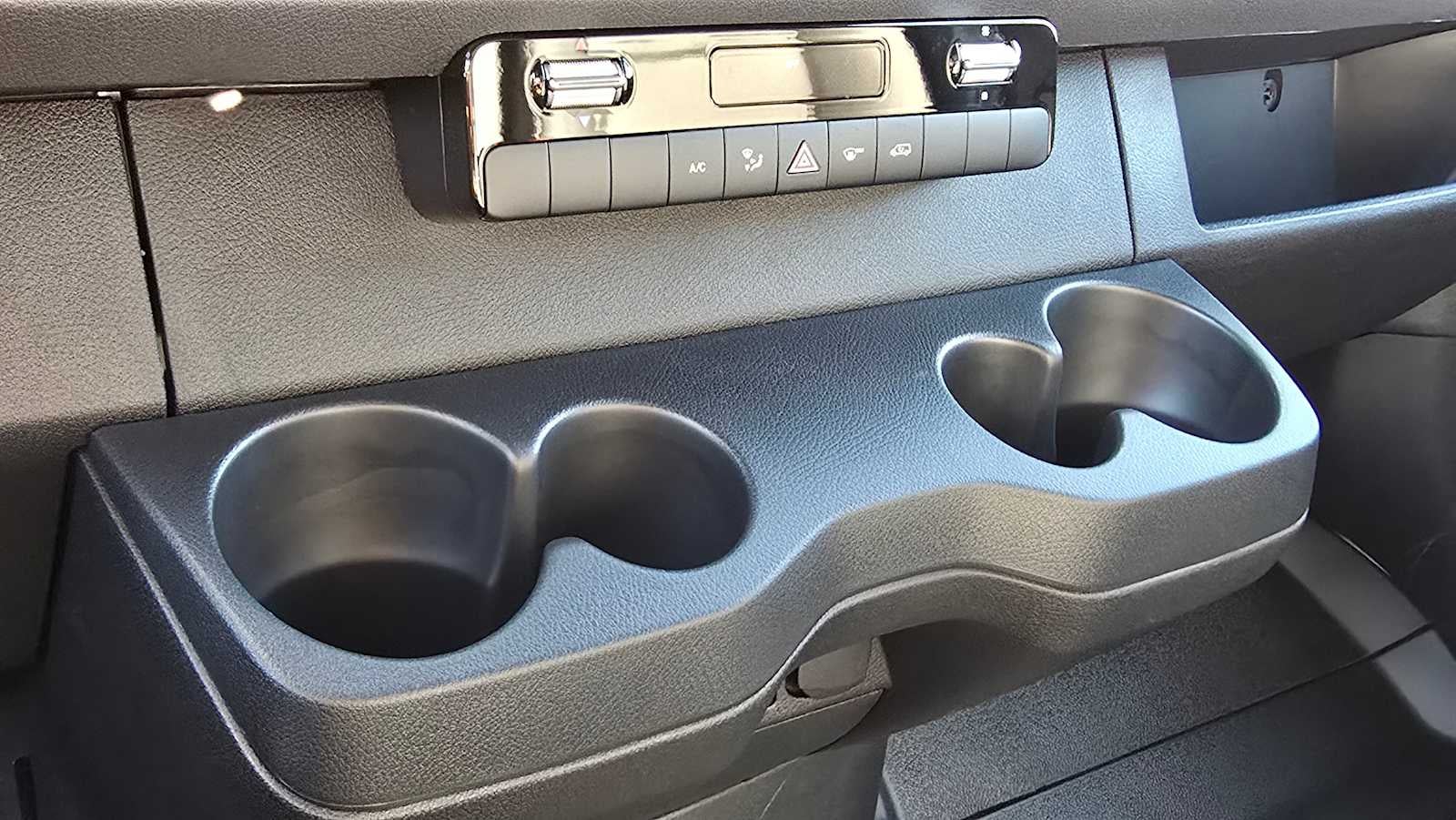 2026 Mercedes-Benz Sprinter 2500 Standard Roof I4 Diesel 144" RWD