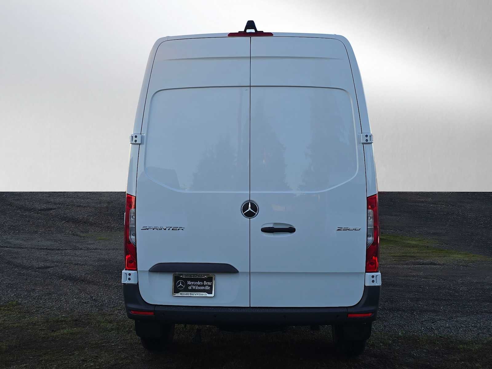 2026 Mercedes-Benz Sprinter 2500 Standard Roof I4 Diesel 144" RWD