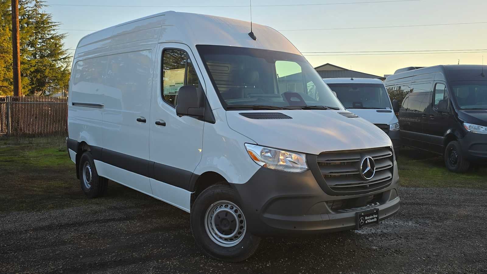 2026 Mercedes-Benz Sprinter 2500 Standard Roof I4 Diesel 144" RWD