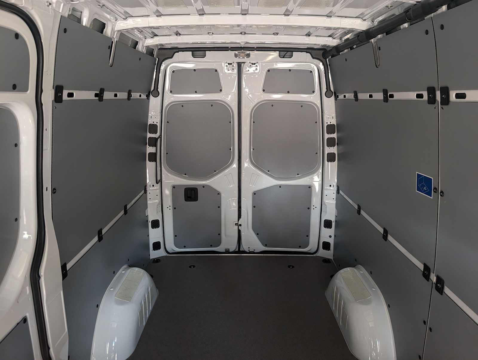 2025 Mercedes-Benz Sprinter 2500 Standard Roof I4 Diesel 144" RWD