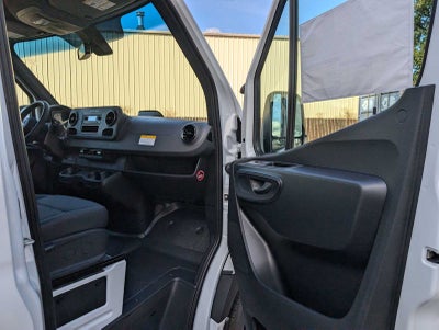 2025 Mercedes-Benz Sprinter 2500 Standard Roof I4 Diesel 144" RWD