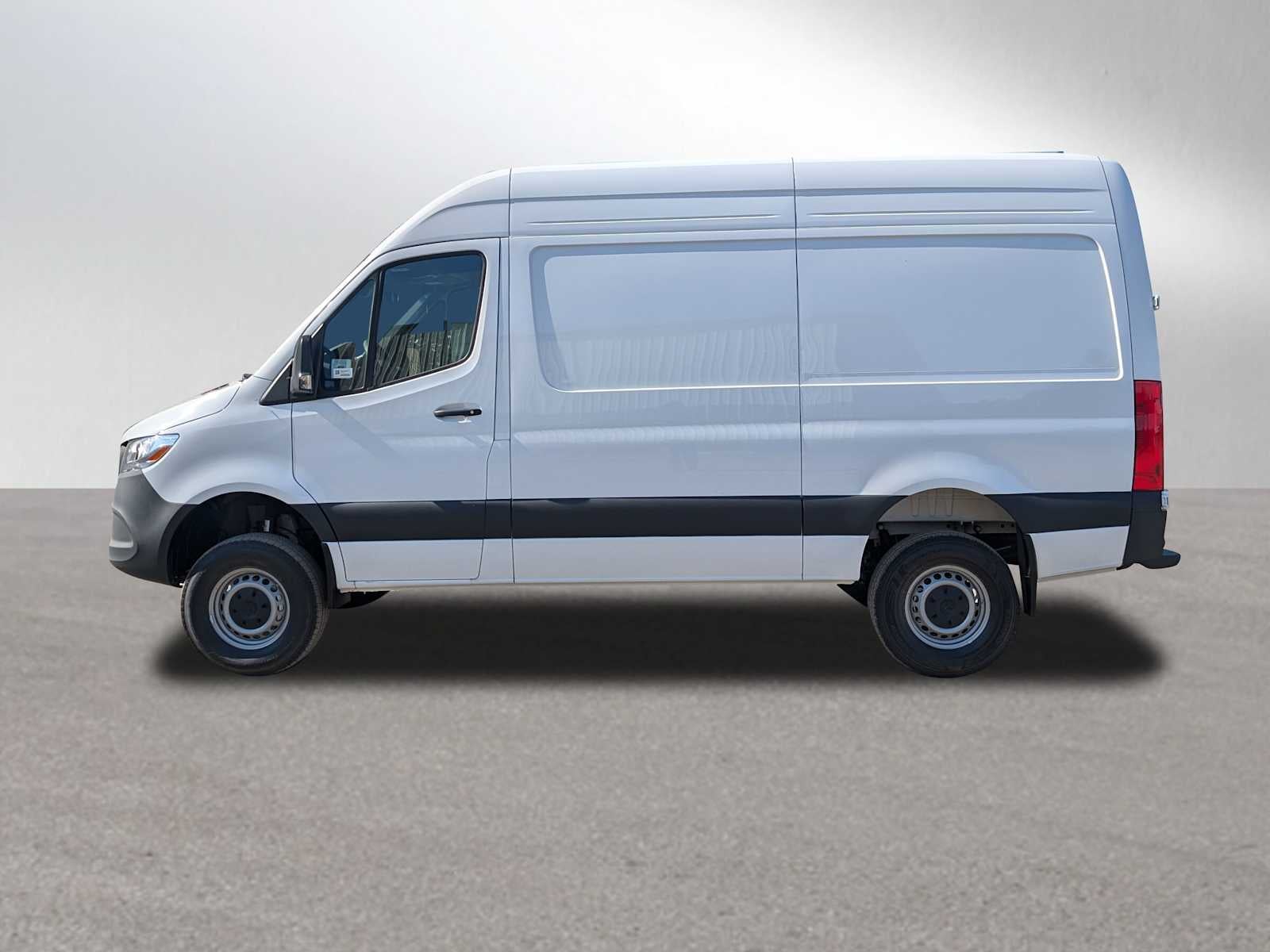 2025 Mercedes-Benz Sprinter 2500 Standard Roof I4 Diesel 144" RWD