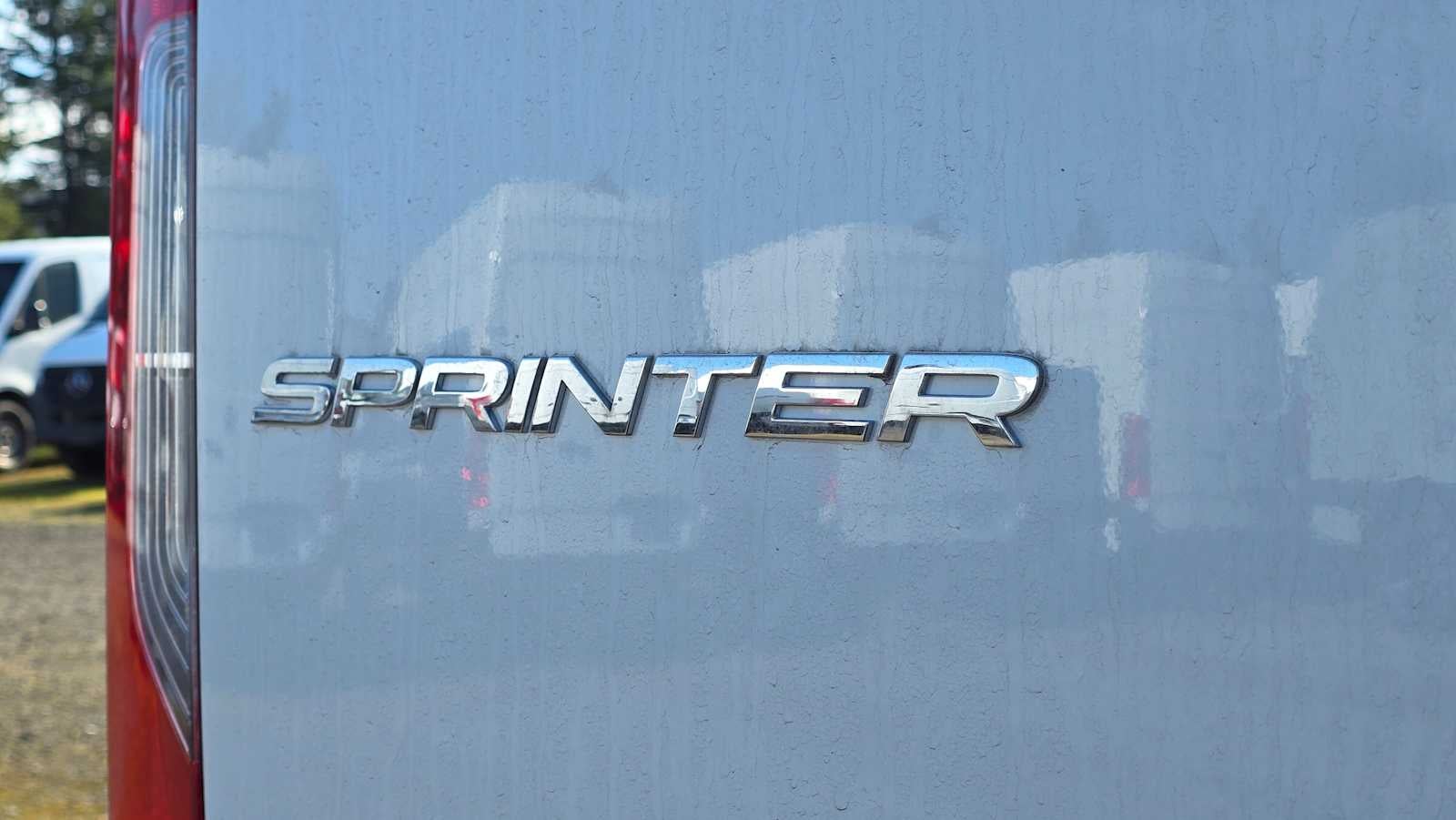 2025 Mercedes-Benz Sprinter 2500 Standard Roof I4 Diesel 144" RWD