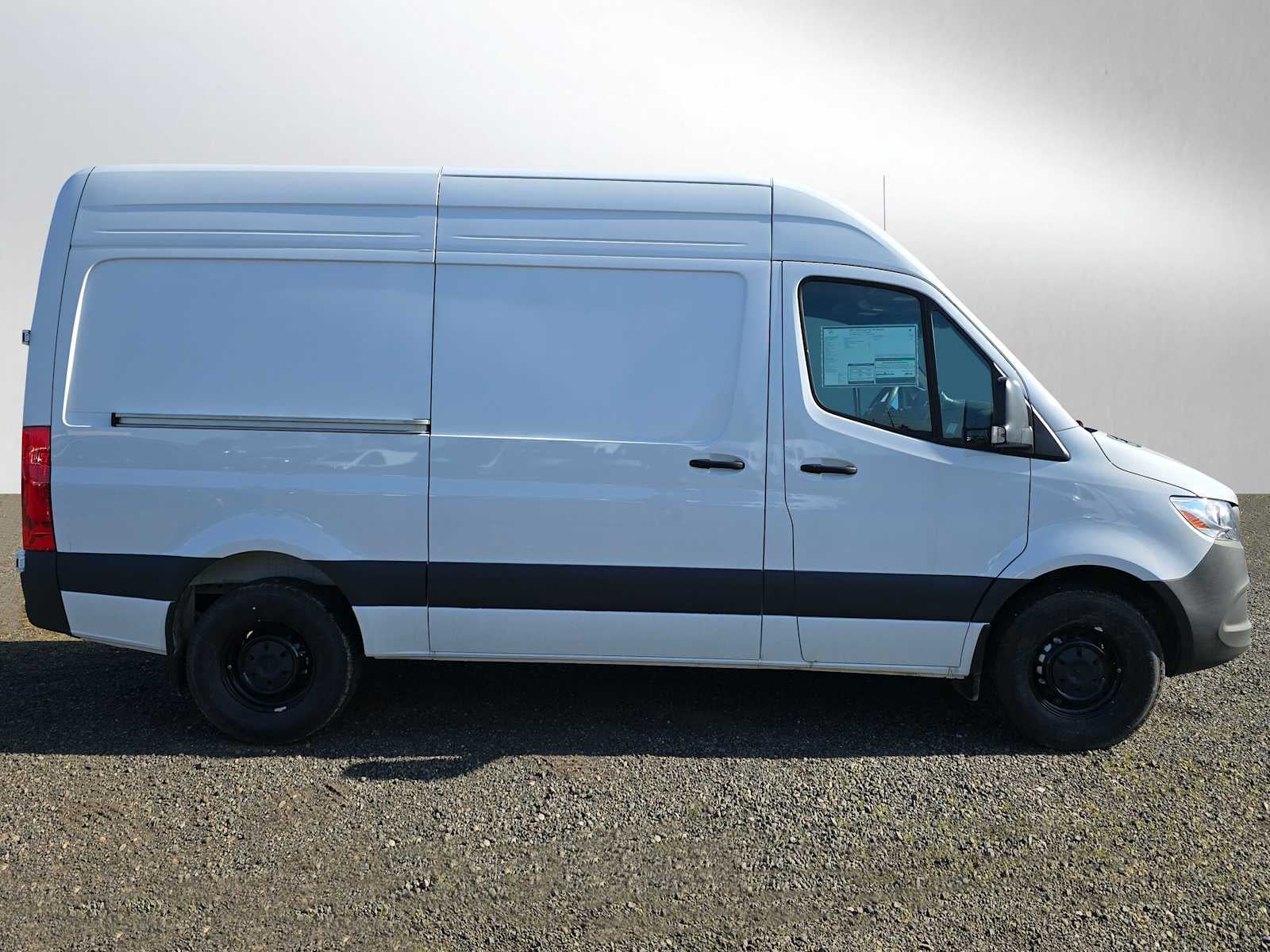 2025 Mercedes-Benz Sprinter 2500 Standard Roof I4 Diesel 144" RWD