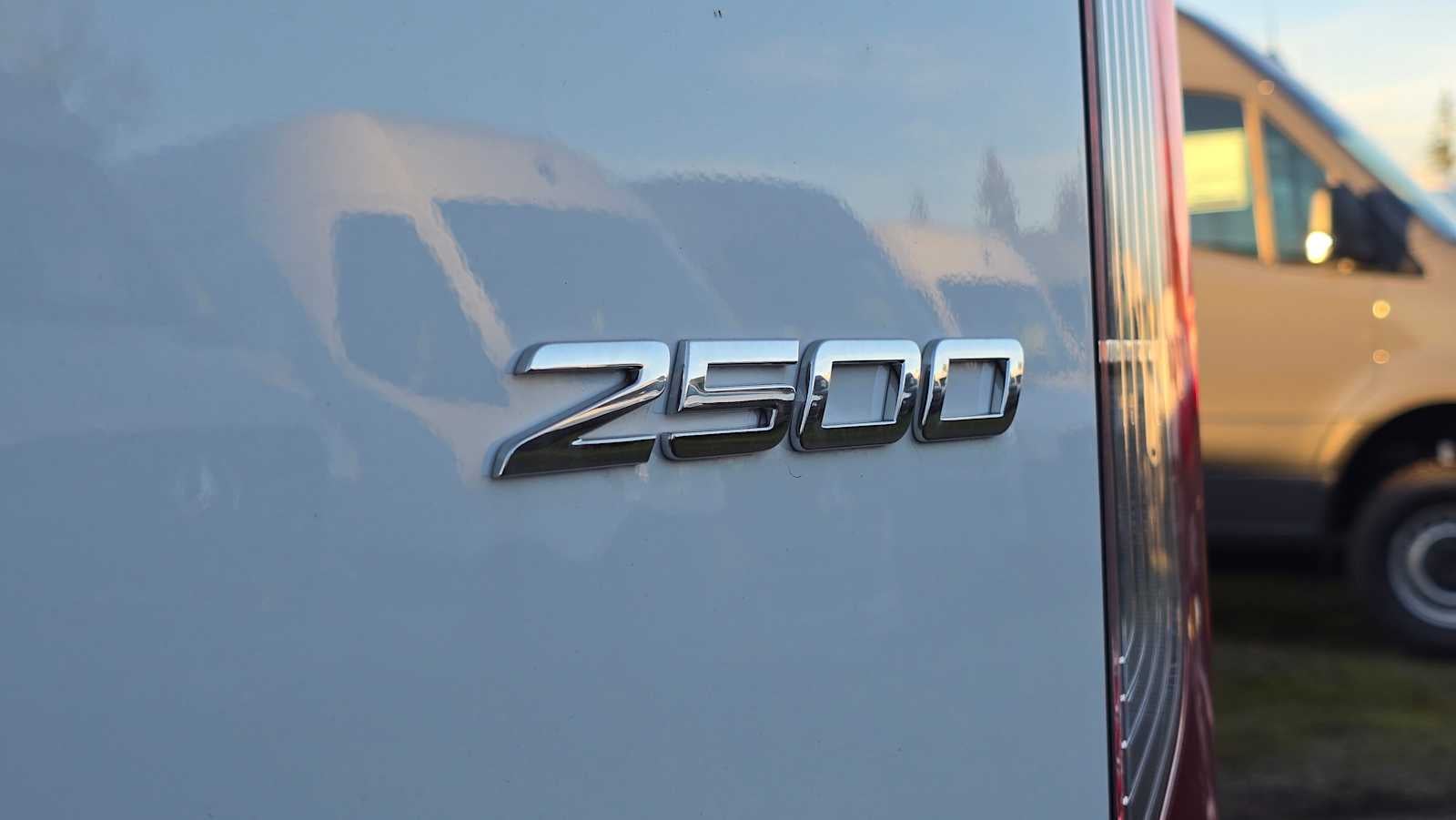 2026 Mercedes-Benz Sprinter 2500 Standard Roof I4 Diesel 144" RWD